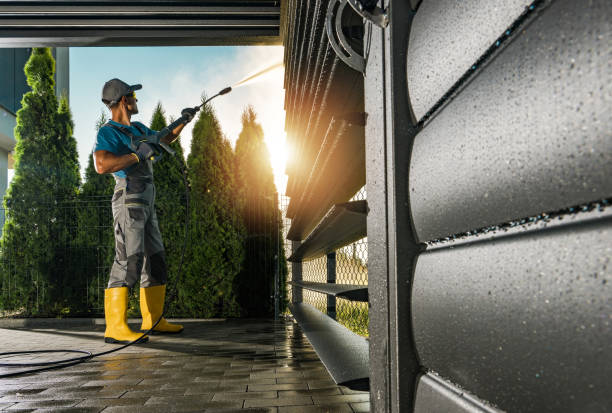 Why Choose Our Certified Pressure Washing Experts for Your Project Needs in Niles, MI?